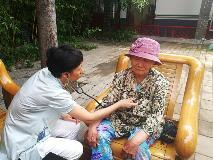 邹城老年公寓谈老年人用药的八项原则